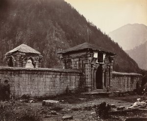 Tempio a Naveshera, Kashmir, India, 1864 da Samuel Bourne