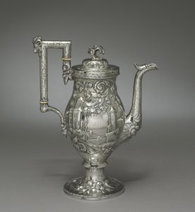 Caffettiera neo-rococò da Samuel Kirk