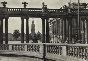Potsdam, Palazzo della Città, Colonnati sull