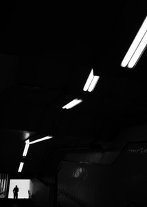 Tunnel buio, uscita luminosa