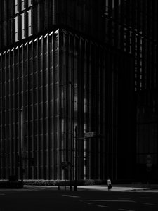 Luce e ombra in città