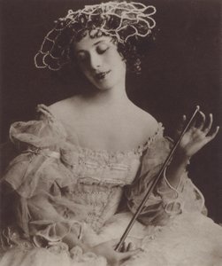 Pavlova in "Fairy Doll" (foto in b/n) da Saul Bransburg
