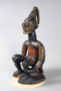 Statua Yoruba di un capo seduto, Nigeria