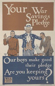 Il tuo impegno per il risparmio di guerra. I nostri ragazzi mantengono il loro impegno. Tu stai mantenendo il tuo?