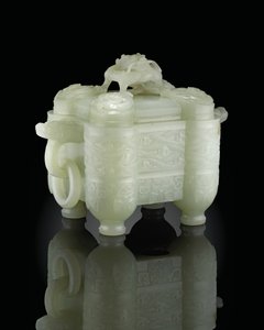 Vaso arcaistico e coperchio, Tulu, Periodo Qianlong (1736-95) da School Chinese