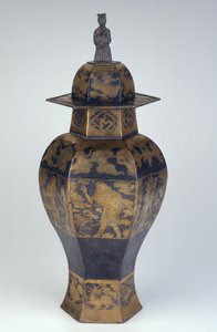 Vaso e coperchio, dinastia Ming da School Chinese