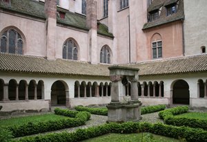 Il Chiostro da School French