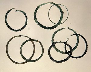 Gioielli trovati a Nordhessen, periodo di Hallstatt (metallo) da School German