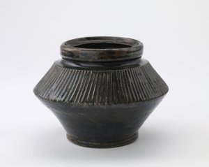 Vaso, Tachikui, prefettura di Hyogo, periodo Edo, fine XVIII-metà XIX secolo da Japanese School