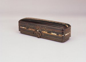 Piccola scatola Namban con coperchio, fine XVI - inizio XVII secolo da Japanese School