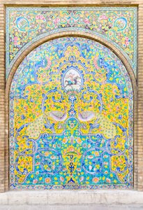 Decorazione a piastrelle al palazzo Golestan, Teheran, Iran