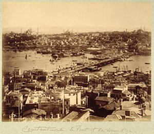 Panorama con vista su Istanbul e il fiume Bosforo, c.1890 da Sebah and Joaillier