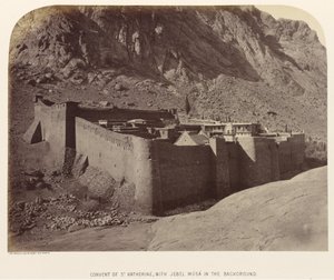 Convento di Santa Caterina, con Jebel Músá sullo Sfondo