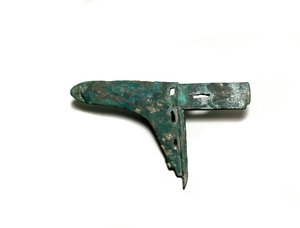 Lama di alabarda in bronzo da Shang Dynasty Chinese School