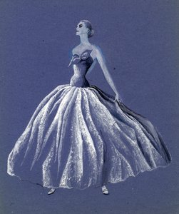 Donna in abito da ballo senza spalline da Shirley Markham