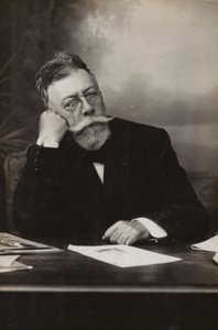 Angel Guimera (1845-1924), drammaturgo spagnolo (foto b/n) da Spanish Photographer