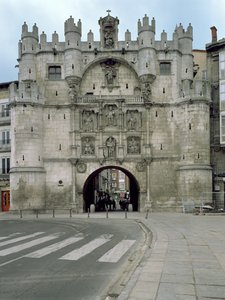 Arco de Santa Maria, una volta parte delle mura della città