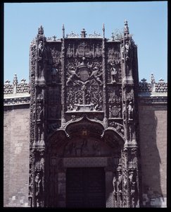 Arte gotica isabellina: facciata del collegio San Gregorio (San Gregorio) 1488-1496 Valladolid, Spagna da Spanish School