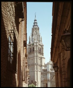 Arte gotica: veduta della Cattedrale di Santa Maria (XIII-XV secolo) Toledo, Spagna (veduta del campanile della cattedrale di Santa Maria) da Spanish School