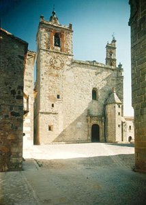 Vista della Chiesa di San Mateo da Spanish School