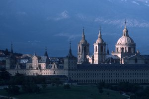 Vista del Monasterio de San Lorenzo de El Escorial da Spanish School