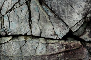 Superficie rocciosa fessurata da Studio Meikle