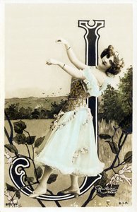J: Lucette De Berny, artista della Belle Époque - Alfabeto in cartolina da Studio Reutlinger