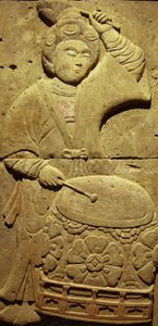 Stele in terracotta con musicista, Dinastia Tang (618-907), scoperta nella Provincia di Shaanxi, Museo della Foresta di Stele a Xian da Tang Dynasty Chinese School