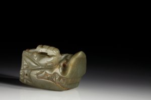 La Testa di Drago di Giada Junkunc da Tang Dynasty Chinese School