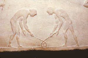 Giochi greci da un reliquiario di marmo