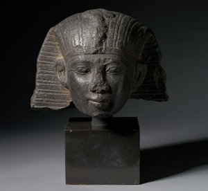 Testa di un re, XXI o XXII dinastia da Third Intermediate Period Egyptian