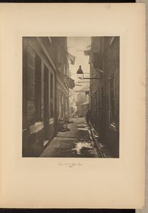 Vicino al n. 80 di High Street da Thomas Annan
