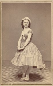 Ritratto di ballerina di danza classica, c. 1860 (foto) da Thomas Rice Burnham