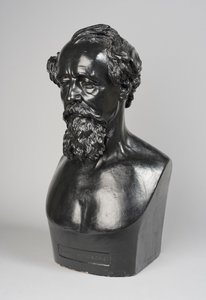 Copia di un busto di Charles Dickens da Thomas Woolner