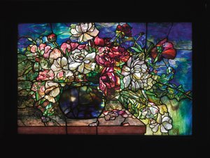 Finestra "Peonia" dalla Darius Goff House, Pawtucket, Rhode Island, c.1893 da Tiffany Studios