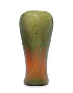 Un vaso reattivo, c.1910 da Tiffany and Company
