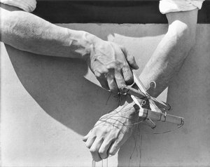 Mani del burattinaio, 1929