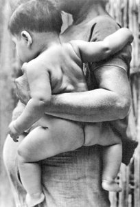 Donna con bambino, Tehuantepec, Messico, 1929 da Tina Modotti