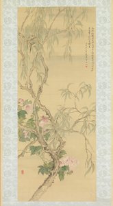 Uccelli su un ramo di salice e fiori di ibisco
