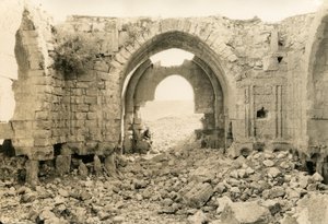 Interno della Basilica bizantina, Amman, Giordania, fotografia di Ugo Monneret de Villard, 1920 ca.