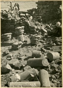 Rovine della chiesa medievale di Serreh, Sitte Gasma, Sudan, fotografia di Ugo Monneret de Villard