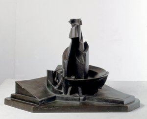 Sviluppo di una bottiglia nello spazio (Linee e forza di una bottiglia) Scultura in bronzo di Umberto Boccioni (1882-1916) 1912 Dim: 38.1 cm Milano, Museo del Novecento da Umberto Boccioni