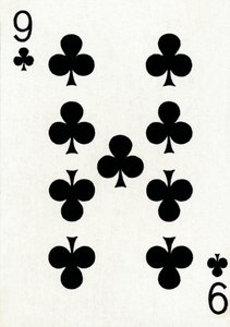 9 di fiori da un mazzo di carte da gioco Goodall & Son Ltd., c. 1940