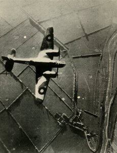 Un Blenheim che corre verso il suo obiettivo