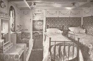 Una casa sul mare agitato. A bordo di una Royal Mail, 1914 da Unbekannt