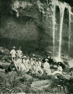 Una festa picnic alle cascate di Maracas, Trinidad, con Sir A. Moloney e gruppo, 1902