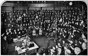 Una lezione alla Royal Institution, Londra, c1903