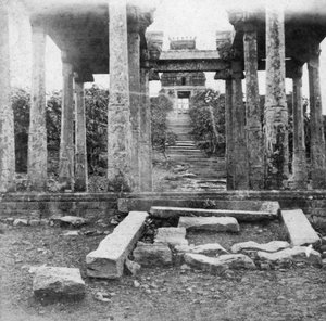 Un tempio in rovina vicino a Madras, India da Unbekannt