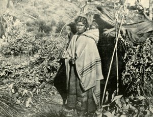 Donna aborigena con bambino, 1901