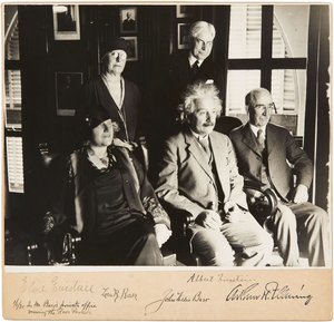 Albert ed Elsa Einstein, John e Lora Baer e Arthur H. Fleming, Pasadena, 1 gennaio 1931 da Unbekannt